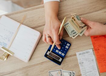 Snowball vs Avalanche Method: Which Debt Reduction Strategy Wins?