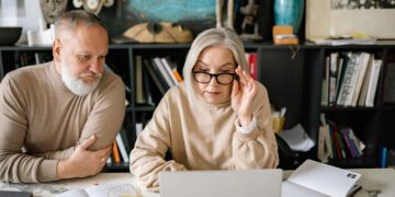 7 Essential Tips for Choosing the Best Retirement Savings Options
