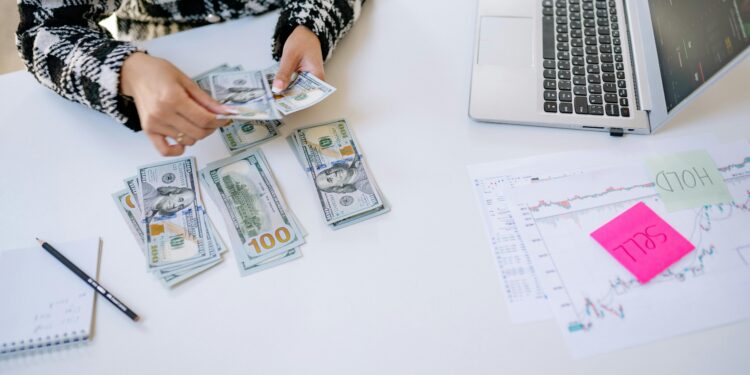 How to Start Investing With Little Money: 5 Simple Strategies for Beginners