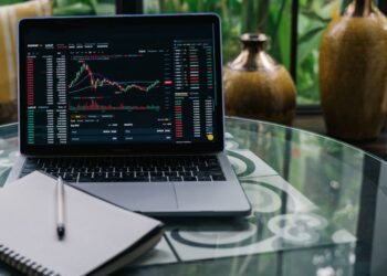 7 Essential Tips from Our Beginner Investing Guide for Starting Right