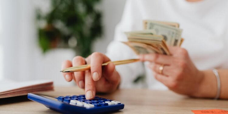 How to Manage Personal Finances: 5 Common Mistakes to Avoid